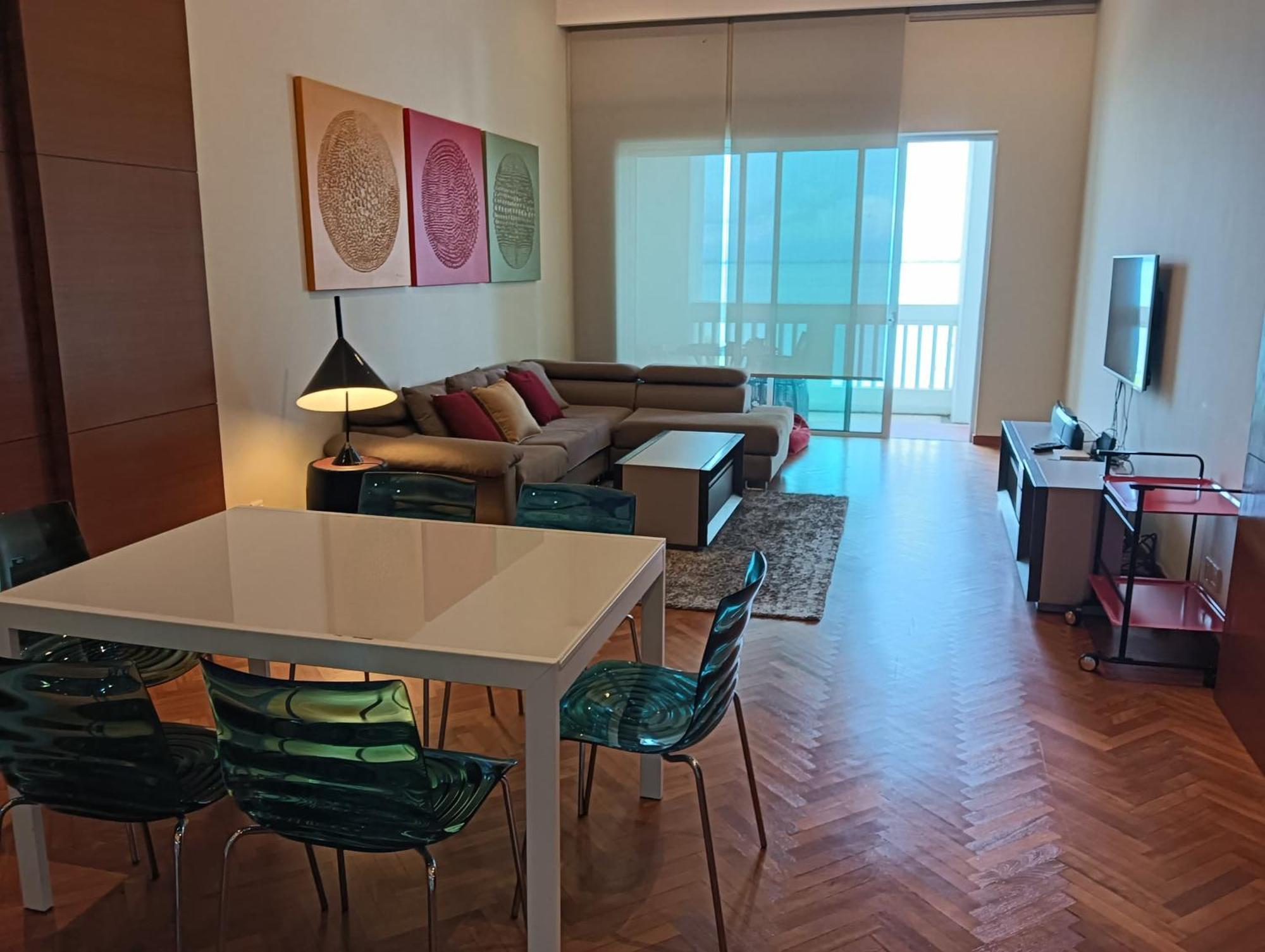 Straits Quay Marina Suites Penang By Aurorahomes Bagan Jermal Exterior foto